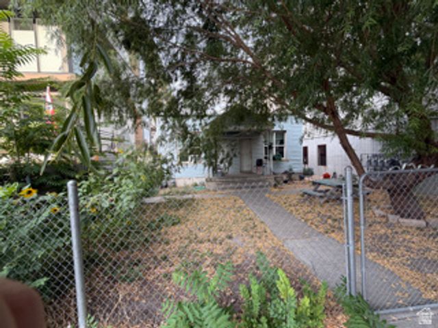 935 S WASHINGTON ST, Salt Lake City, UT 84101