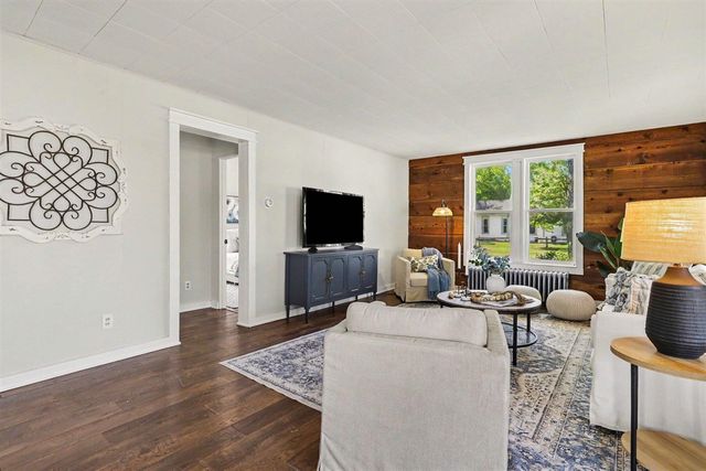 1368 W Lemon, Baroda, MI 49101