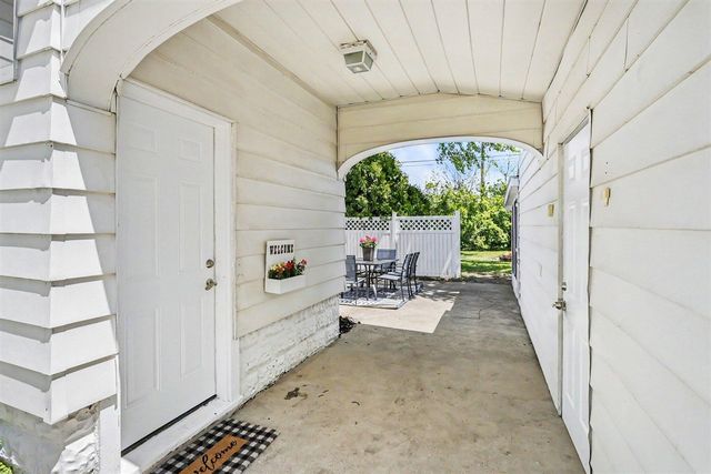 1368 W Lemon, Baroda, MI 49101