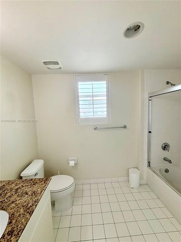 7290 SW 90th St 606, Miami, FL 33156