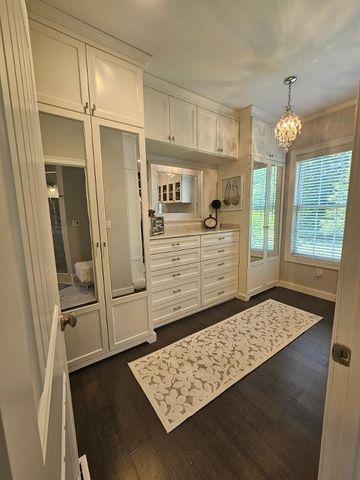6 Zaloga Way, Middleton, MA 01949