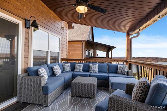 135 Frontier Way, Kimberling City, MO 65686