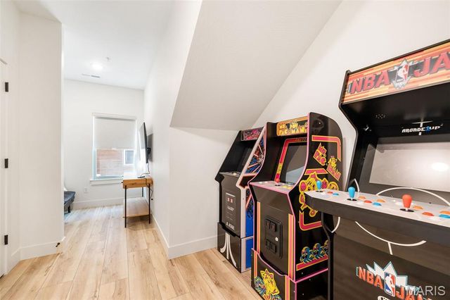 135 Frontier Way, Kimberling City, MO 65686