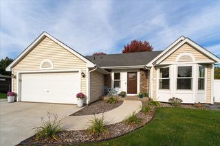 565 Coventry Parkway, Eagan, MN 55123