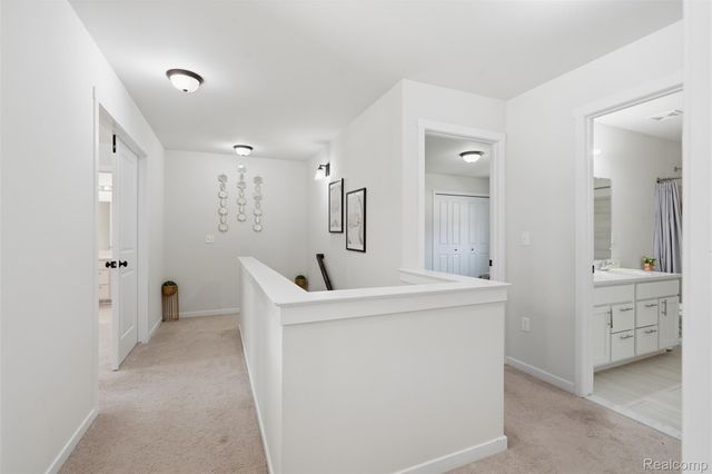 8760 Oak Ridge Trail, Westland, MI 48185