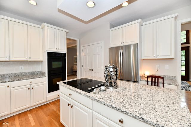 10009 Northwind Circle, Indianapolis, IN 46256