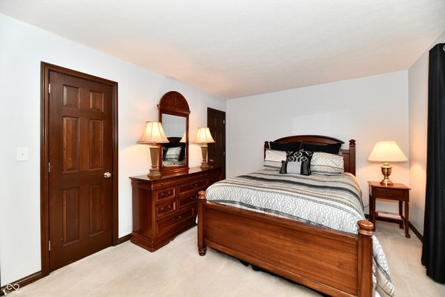 10009 Northwind Circle, Indianapolis, IN 46256