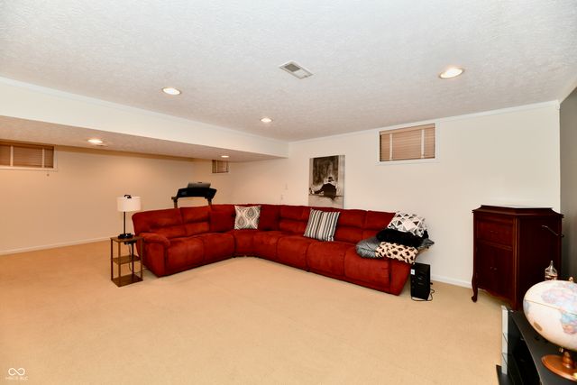 10009 Northwind Circle, Indianapolis, IN 46256