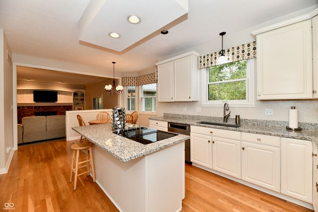 10009 Northwind Circle, Indianapolis, IN 46256