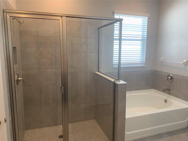 2012 MIDNIGHT PEARL DRIVE, Sarasota, FL 34240