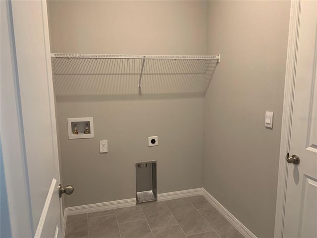 2012 MIDNIGHT PEARL DRIVE, Sarasota, FL 34240