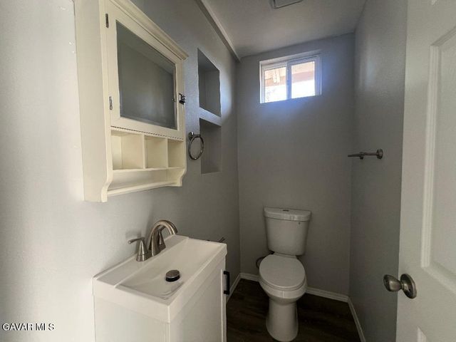 43119 E 7th Street, Lancaster, CA 93535