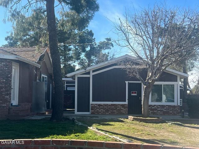 43119 E 7th Street, Lancaster, CA 93535