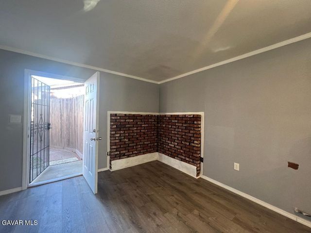 43119 E 7th Street, Lancaster, CA 93535