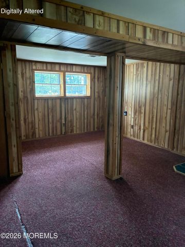 614 Vaughn Avenue, Toms River, NJ 08753