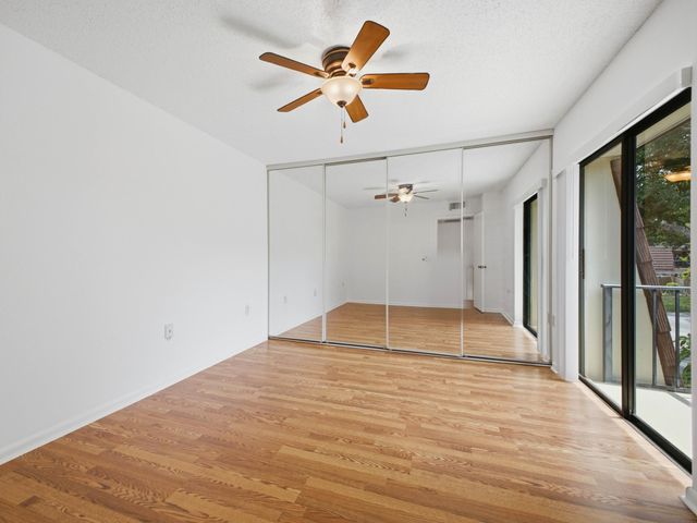 2213 22nd Lane, Palm Beach Gardens, FL 33418