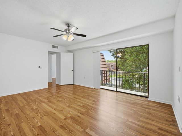2213 22nd Lane, Palm Beach Gardens, FL 33418