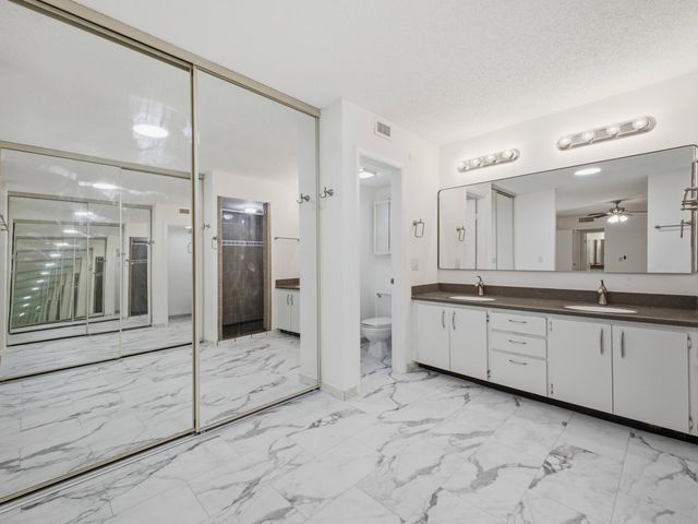2213 22nd Lane, Palm Beach Gardens, FL 33418