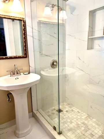 901 N Birch Road A5, Fort Lauderdale, FL 33304