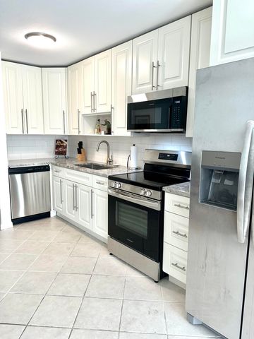 901 N Birch Road A5, Fort Lauderdale, FL 33304