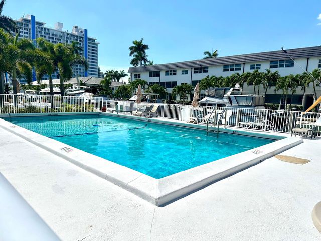 901 N Birch Road A5, Fort Lauderdale, FL 33304
