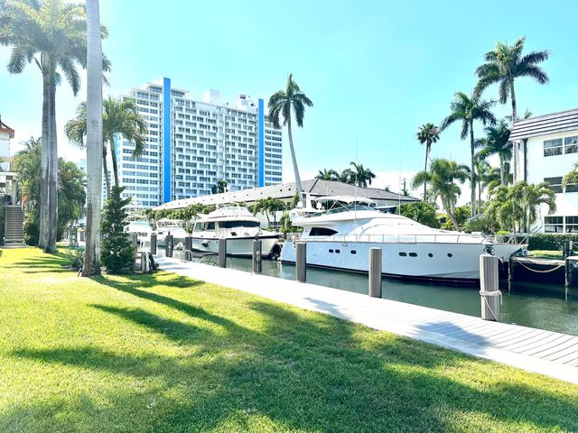 901 N Birch Road A5, Fort Lauderdale, FL 33304