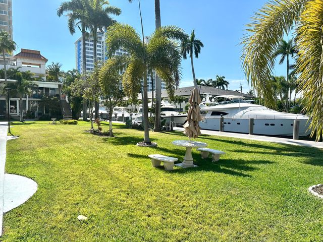 901 N Birch Road A5, Fort Lauderdale, FL 33304
