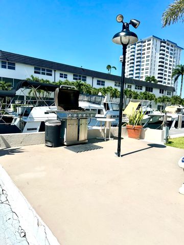 901 N Birch Road A5, Fort Lauderdale, FL 33304