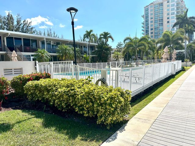 901 N Birch Road A5, Fort Lauderdale, FL 33304