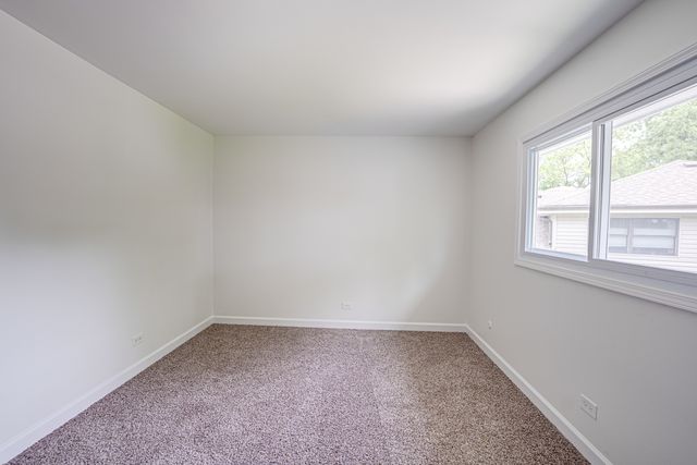 4433 Normandy Drive, Lisle, IL 60532