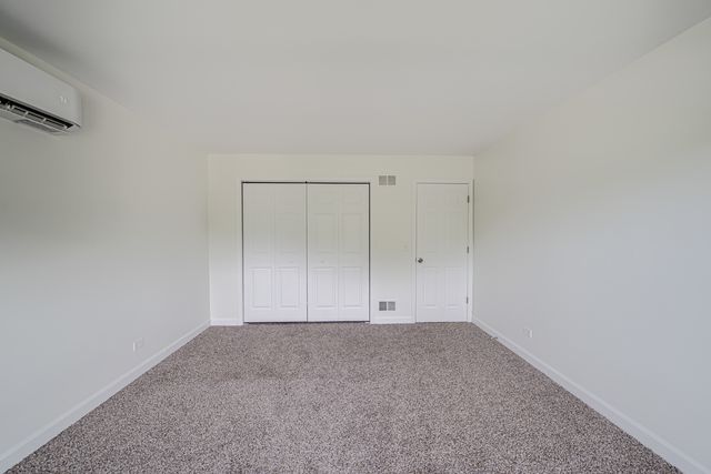 4433 Normandy Drive, Lisle, IL 60532