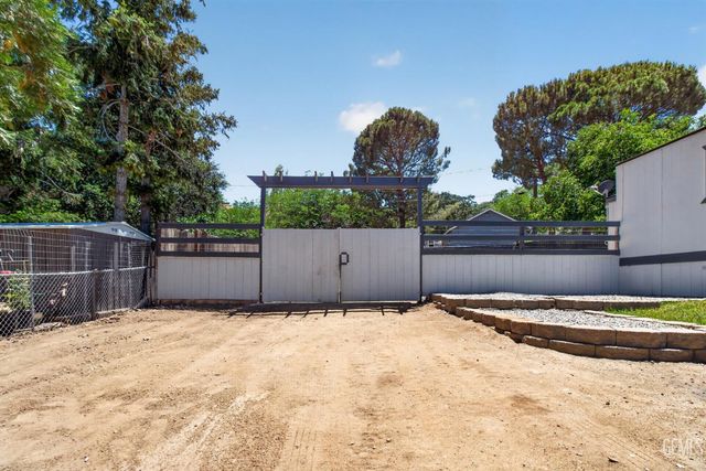 900 Lancer Way, Lebec, CA 93243