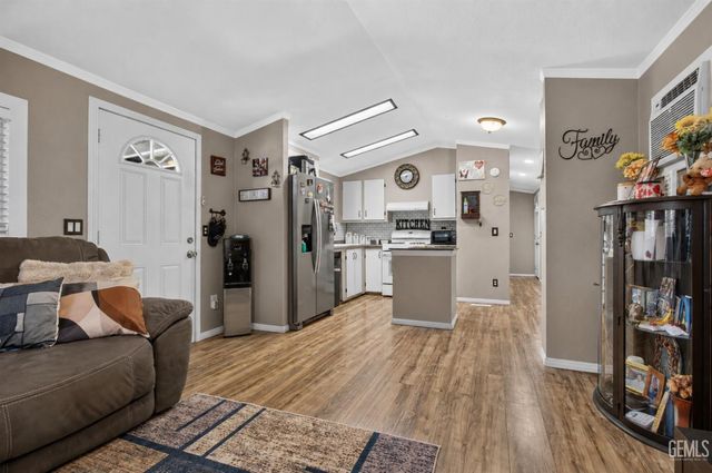 900 Lancer Way, Lebec, CA 93243