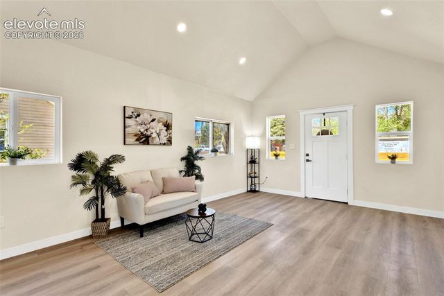 611 Maple Street, Colorado Springs, CO 80903