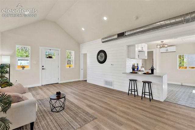 611 Maple Street, Colorado Springs, CO 80903