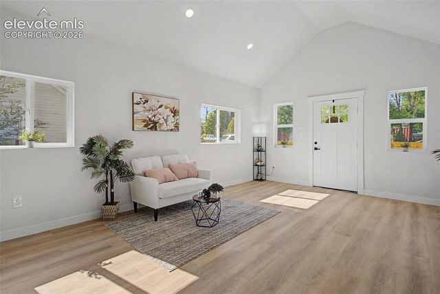 611 Maple Street, Colorado Springs, CO 80903