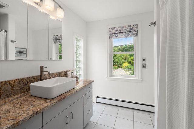 55 West Main Road, Little Compton, RI 02837