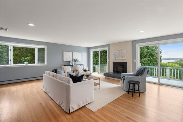 55 West Main Road, Little Compton, RI 02837