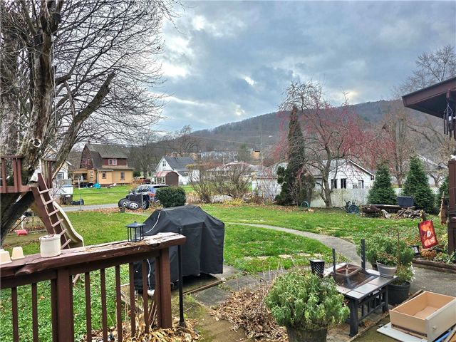 422 Watauga Avenue Extension, Corning City, NY 14830