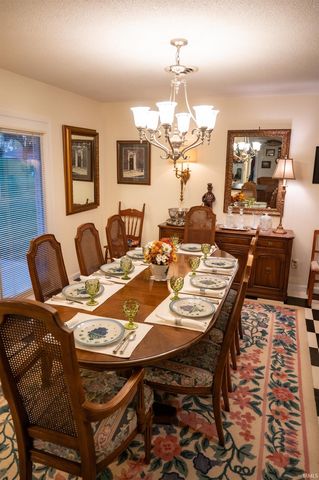 276 S Poinsettia Drive, Santa Claus, IN 47579