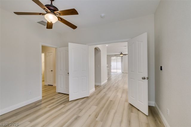 1059 Country Skies Avenue, Las Vegas, NV 89123