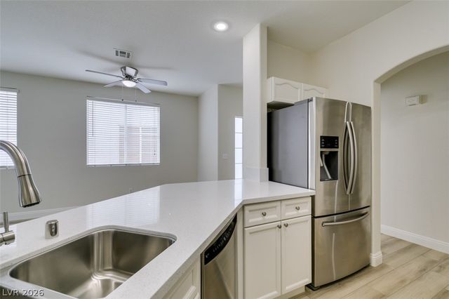 1059 Country Skies Avenue, Las Vegas, NV 89123