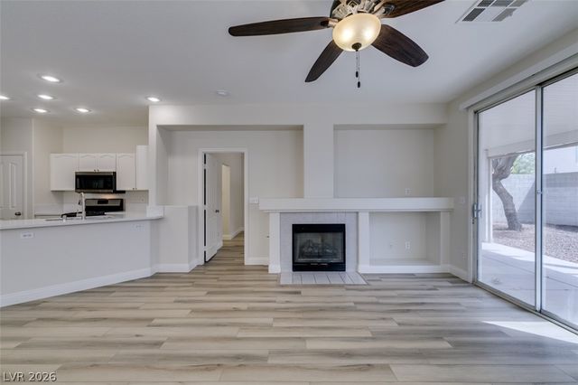 1059 Country Skies Avenue, Las Vegas, NV 89123