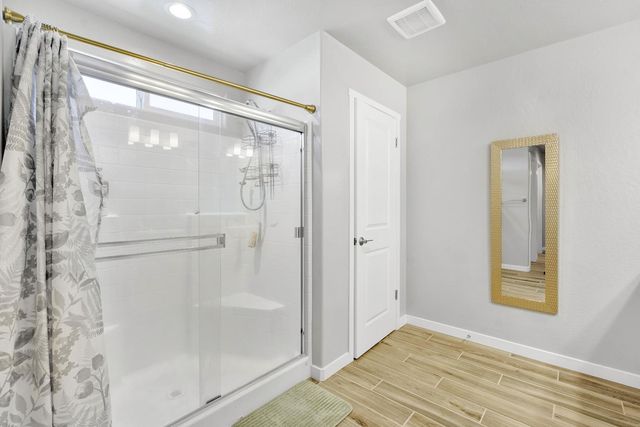 3875 Roberts Avenue, Clovis, CA 93619
