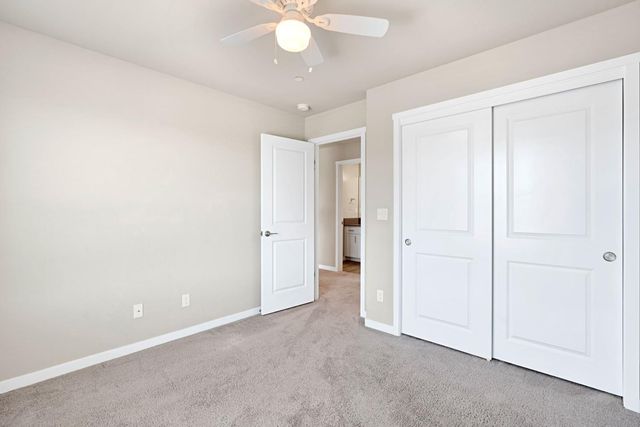 3875 Roberts Avenue, Clovis, CA 93619