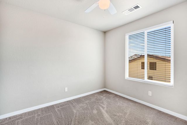 3875 Roberts Avenue, Clovis, CA 93619
