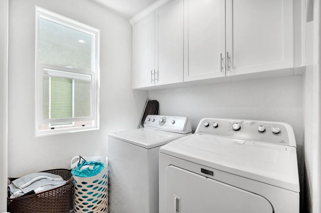 Image 16 of property listing at 3875 Roberts Avenue, Clovis, CA 93619