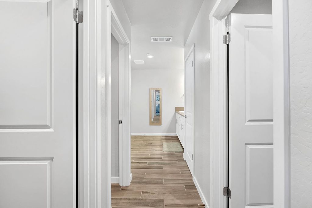 Image 20 of property listing at 3875 Roberts Avenue, Clovis, CA 93619