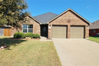 210 Hackney Street, Waxahachie, TX 75165