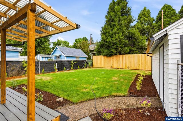 1335 Lee St SE, Salem, OR 97302